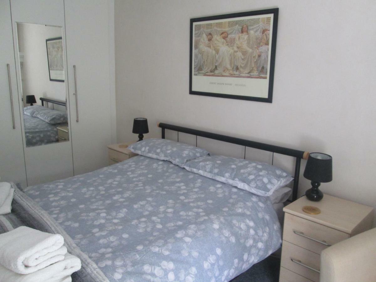 Victoria Bar Apartments Within The City Walls Free Parking York Exterior photo